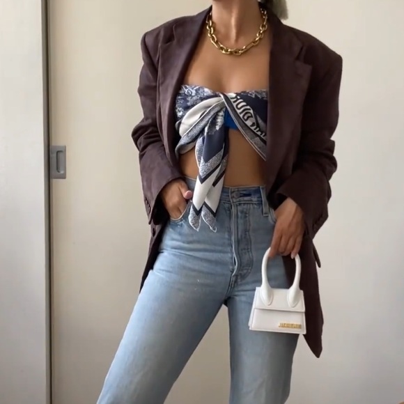 🦋 RARE Dior 90 Square Scarf - 34” x 34” - Picture 8 of 12